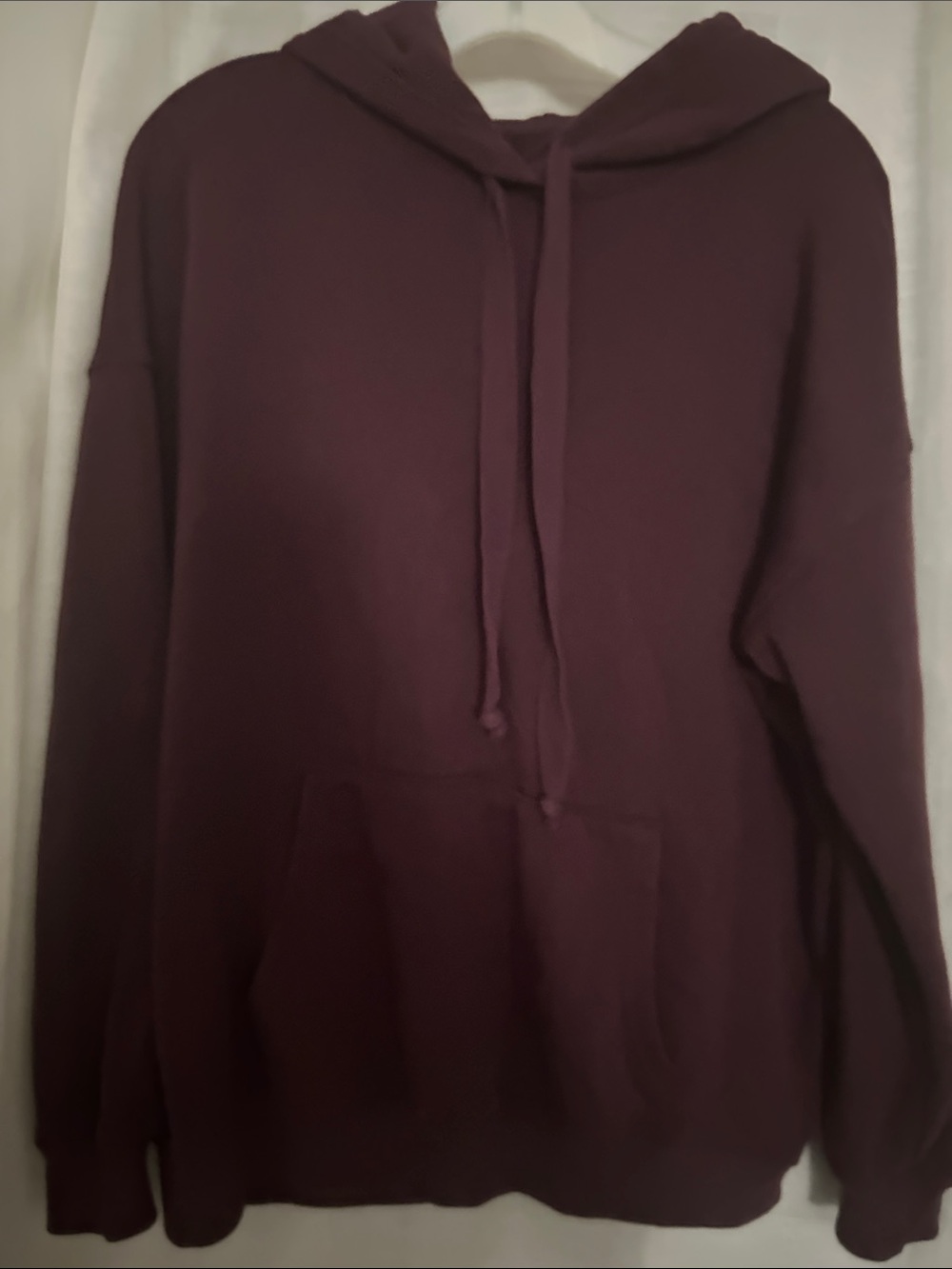 American Eagle hoodie burgundy
